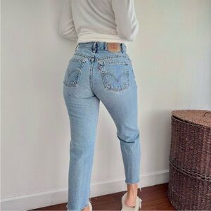 Vintage 512 Levi Jeans denim blue thrifted Levi’s